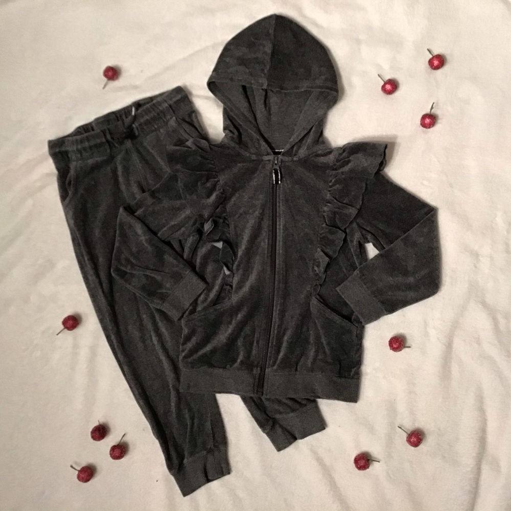 Grey sweatshirt & pants set